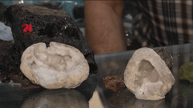 Palestine – Gazan Collects Gemstones and Meteorite rocks