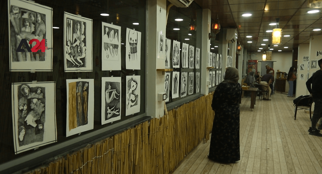 سوريا – رسام وزوجته يفتتحان معرضا للرسم والأعمال اليدوية في عامودا