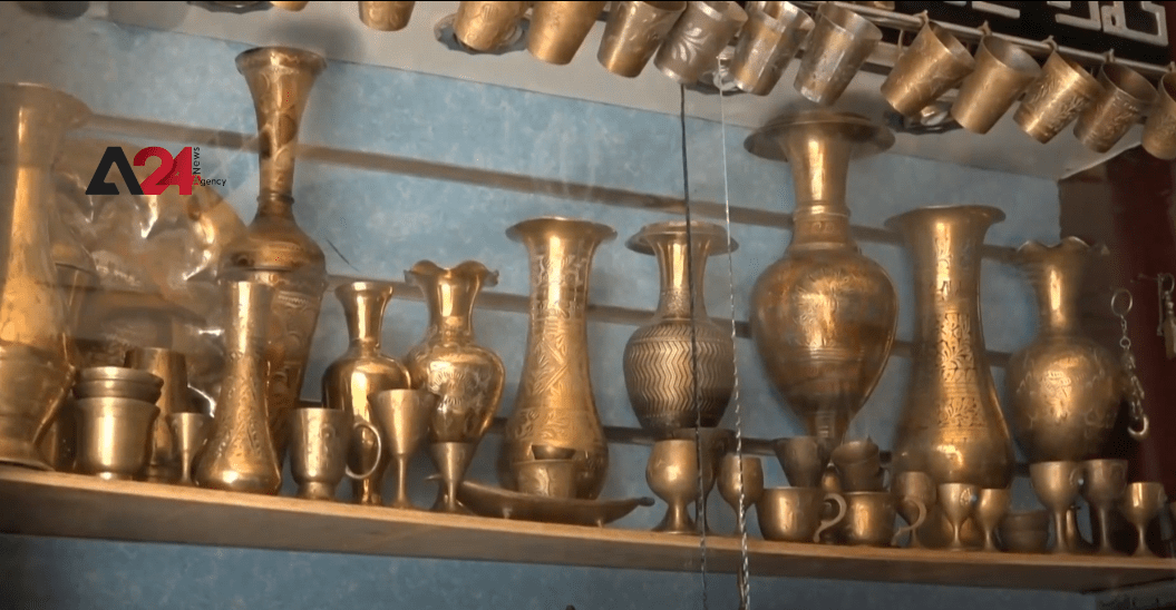 Yemen- For 25 years, A Yemeni Man has been Collecting Antiques to Launch a Museum.