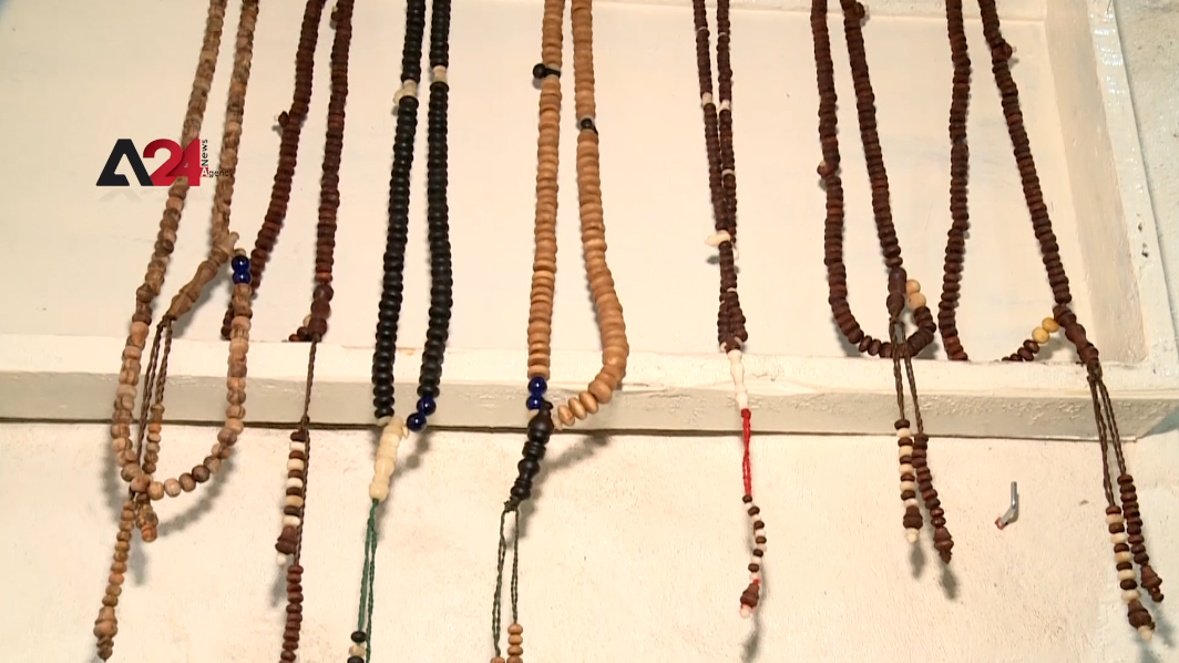 Tunisia- The last prayer beads craftsman in Tunisia struggles to preserve his craft