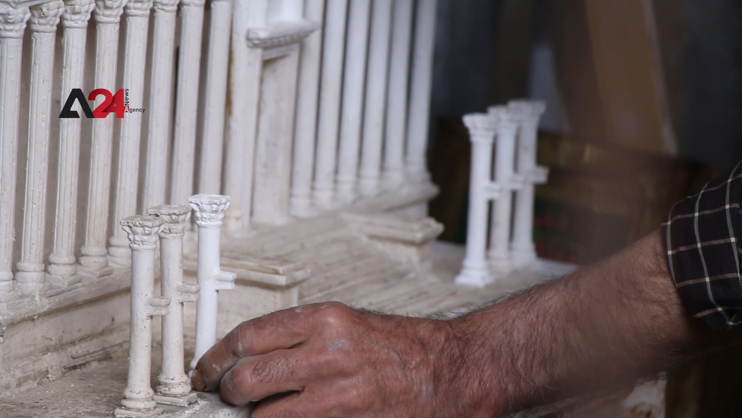 Syria – Palmyra artist reconstructs model that highlights the city’s landmarks