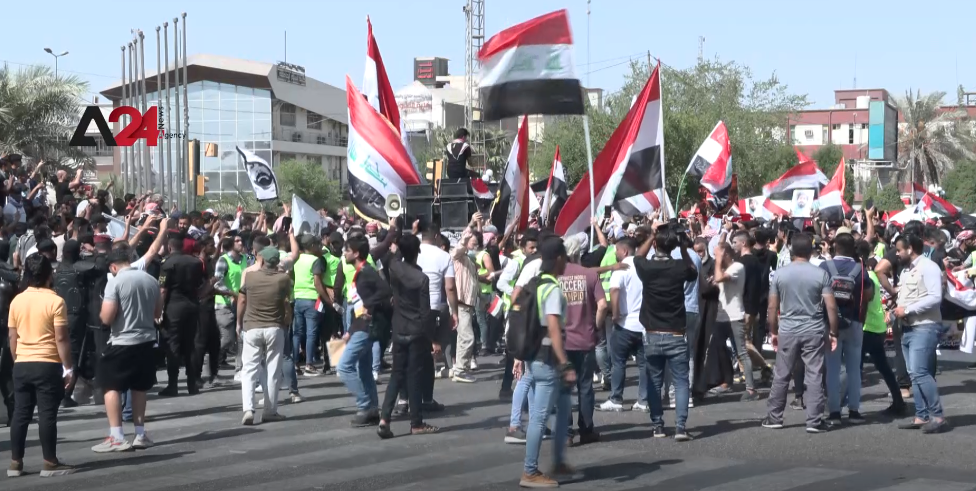 Iraq – Demonstrators continue to flock to Nisour Square